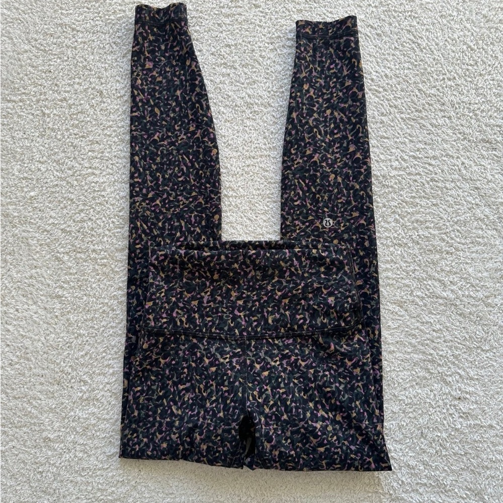 Lululemon Wunder Train HR Tight 28"